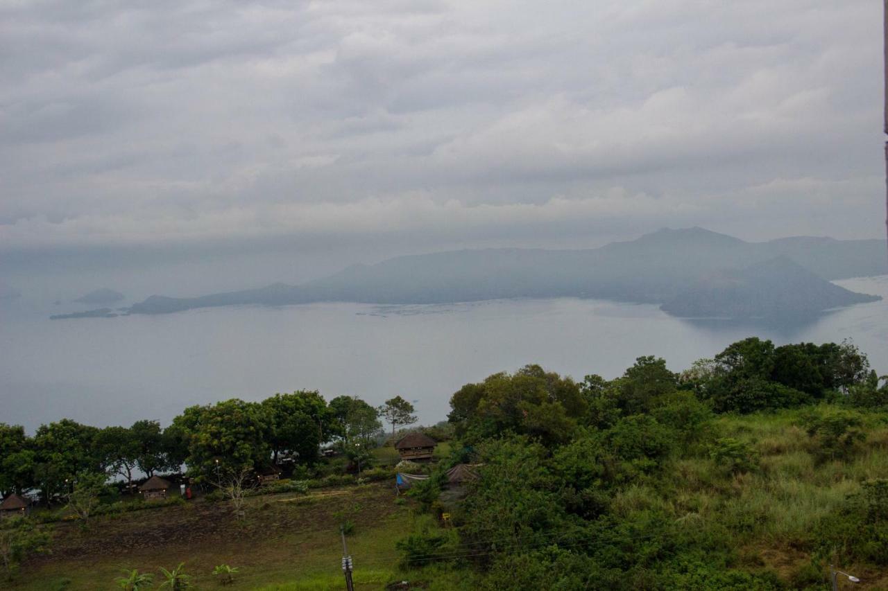 Smdc Wind Residences Tagaytay With Balcony 19Th Floor Tagaytay City Exterior photo